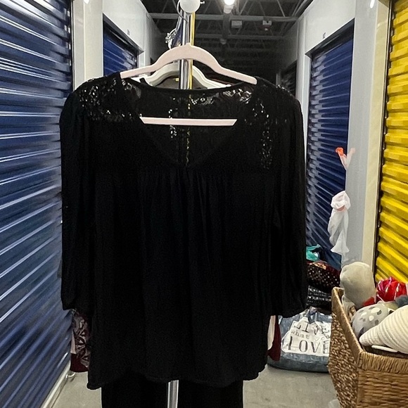 A.N.A. Tops - Black Crochet Shoulder 3/4 Sleeve Top | size xl
